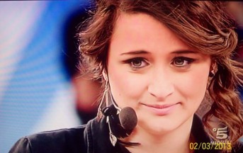 Anticipazioni Amici 2013: Nicolò afferra Verdiana e la bacia VIDEO