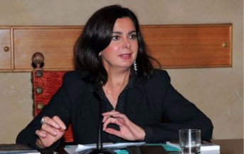 Laura Boldrini bufala sorella, l’ira del Presidente della Camera: “È morta da nove anni, sciacalli!”