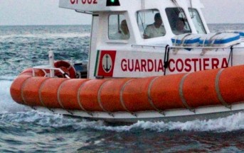 Naufragio barcone migranti al largo della Libia: almeno 31 vittime, la maggior parte sono bambini