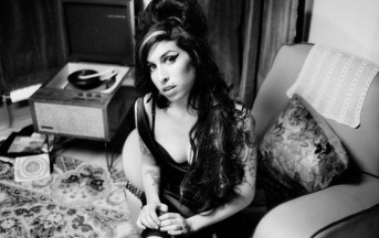Amy Winehouse morte: gli incredibili retroscena svelati dalla madre