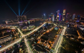Formula 1, GP Singapore: un pedone in pista, ecco il video