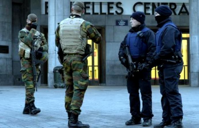 polizia-belga-allarme-terrorismo.jpg-large-692x445.jpg (692×445)