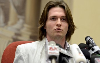 Omicidio Meredith, Raffaelle Sollecito annuncia: “Causa ai giudici”