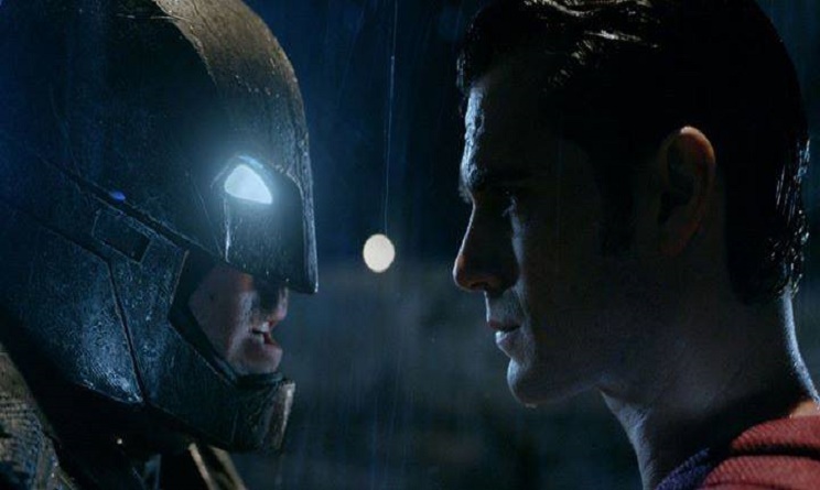 batman v superman trailer, batman v superman film, batman v superman dawn of justice, batman v superman trama,