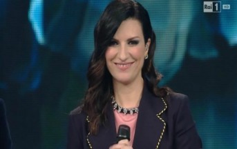 Laura Pausini Simili 2016 Bari, show con Giuliano Sangiorgi e arrivederci all’Italia