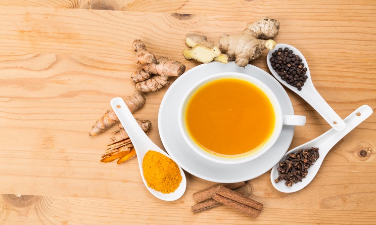 TISANA ALLO ZENZERO E CURCUMA, con tante proprietà benefiche