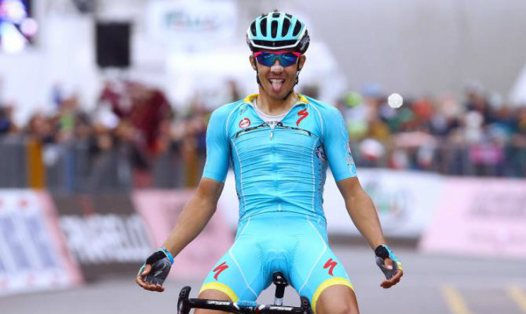 Giro dei Paesi Baschi, Aru. si ritira dopo una caduta