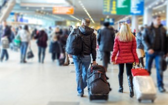Sciopero aerei sabato 14 maggio rinviato: traffico aereo regolare