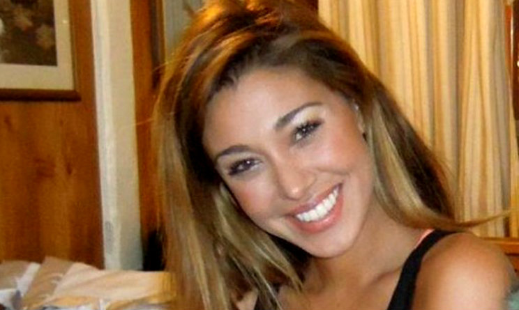 Belen Rodriguez foto bollente auguri pasqua
