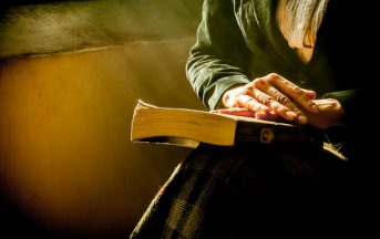 Leggere allunga la vita: la scoperta tramite uno studio scientifico
