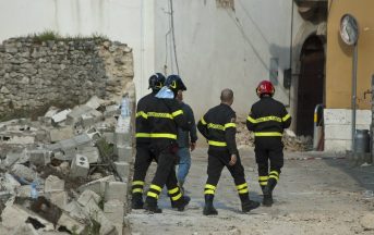 Terremoto Italia, terremotati in protesta a Montecitorio: “Dateci delle risposte”
