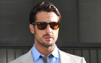 Fabrizio Corona assolto da ogni accusa, ma il magistrato gli nega scarcerazione: “Adesso mi sento un sequestrato”