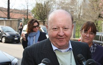 Massimo Boldi incidente sull’Aurelia: il comico si reca in caserma a Bordighera per chiarire la dinamica