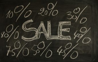 Saldi Estivi 2017 date: quando iniziano e quando finiscono gli sconti per abbattere i costi