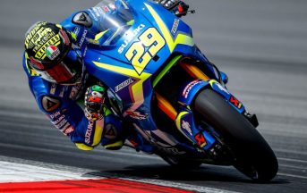 Moto GP Test Sepang 2017, Day 2: Iannone vola con la Suzuki, Rossi 4° e Lorenzo recupera