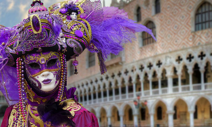 Treno storico al Carnevale di Venezia da Milano
