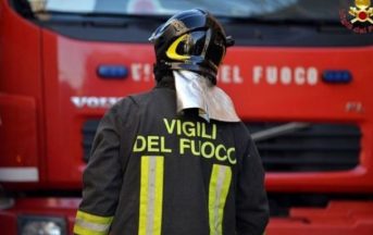 Milano incendio palazzo in via Monza: strada chiusa