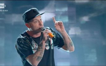 Clementino Vulcano Summer Tour date: annunciati i nuovi concerti della Iena