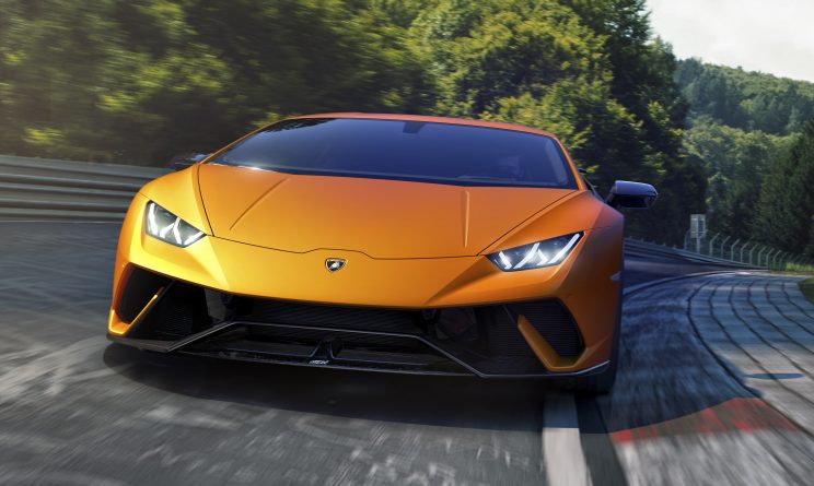 Lamborghini Huracán Performante prezzo caratteristiche