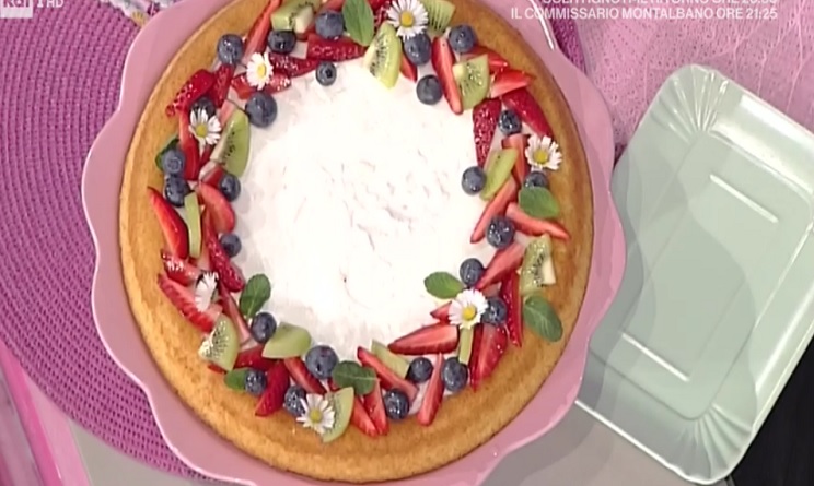 La prova del cuoco ricette dolci oggi, la prova del cuoco ricette dolci, la prova del cuoco ricette oggi, la prova del cuoco 20 marzo 2017, crostata morbida con frutta fresca natalia cattelani, crostata morbida con frutta fresca la prova del cuoco,