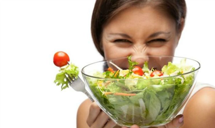 Alimentazione sana, i 10 cibi che creano piu dipendenza e come smettere di mangiarli