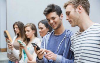 Dipendenze tecnologiche: saranno le malattie del futuro assieme ad ansia e depressione