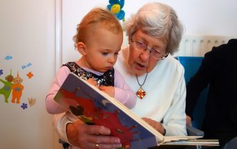 Voucher baby sitter Inps 2017: è possibile pagare nonni e parenti?
