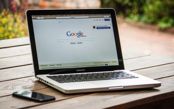 Dopo Facebook anche Google dichiara guerra alle ‘Fake News’, ecco la nuova etichetta Fact Check