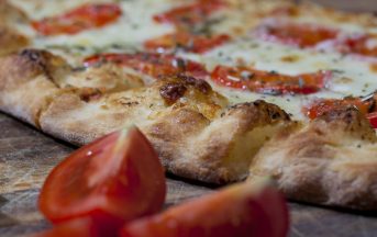 Piatti tipici della Campania: dalla pizza alle frittelle di fiori di zucca e tanto altro