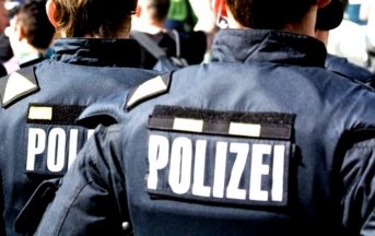 Borussia Dortmund bombe contro bus, Polizia: “È terrorismo”