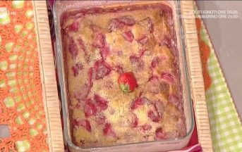 La Prova del Cuoco ricette dolci oggi: clafoutis di fragole, cocco e lime di Anna Moroni