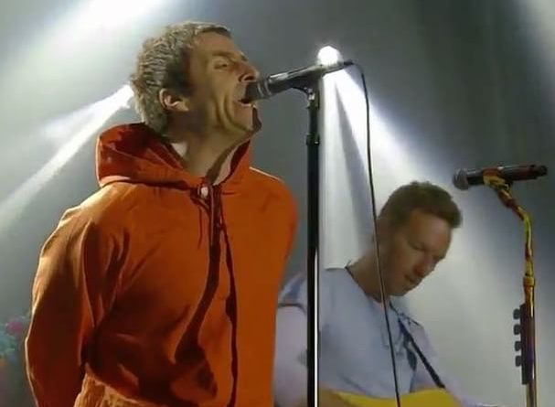 Concerto di Manchester: Liam Gallagher attacca Noel per la sua assenza Concerto di Manchester: Liam Gallagher attacca Noel per la sua assenza