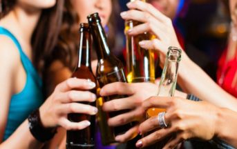 Abuso di alcol: negli adolescenti può modificare il cervello