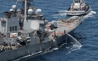 Collisione nave americana nel Mar del Giappone: recuperati i corpi dei 7 marinai USA