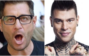 Enrico Papi imita Fedez: la star di Sarabanda svela il dietro le quinte (VIDEO)