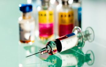 Vaccini obbligatori: mamma di 3 figli in sciopero della fame da un mese