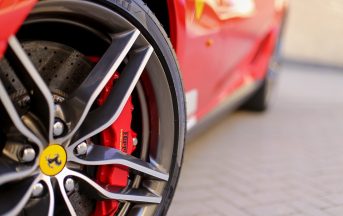 Ferrari assunzioni 2017: offerte di lavoro e stage per candidati anche senza esperienza