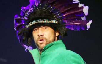 Jamiroquai concerti annullati: il cantante Jason Kay ha problemi di salute (VIDEO)