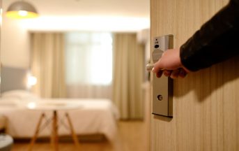 Offerte lavoro estate 2017: dal turismo al settore bancario, posizioni aperte in tutta Italia