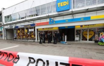 Amburgo attacco in un supermarket: un morto, arrestato l’aggressore