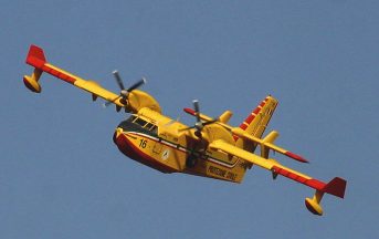 Trapani, divampa rogo nella Riserva dello Zingaro: fiamme da 24 ore