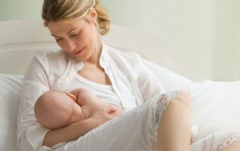 Cancro all’utero: allattamento al seno potrebbe ridurre il rischio