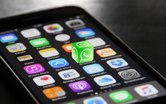 Aggiornamento WhatsApp Android e iOS: da oggi sarà possibile condividere qualsiasi file