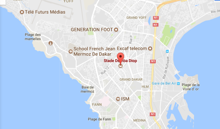 Tragedia a Dakar, crolla il muro dello stadio: nove morti Tragedia a Dakar, crolla il muro dello stadio: nove morti