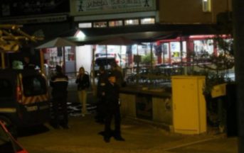 Parigi, auto contro pizzeria italiana: una tredicenne morta e 12 feriti
