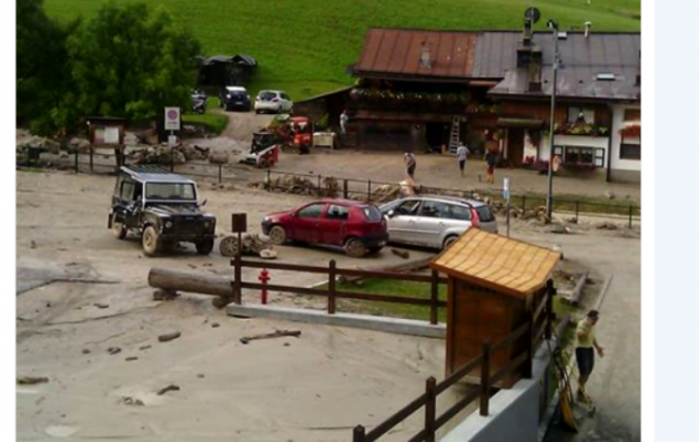 Violento nubifragio a Cortina d'Ampezzo: un morto, travolto da frana Violento nubifragio a Cortina d'Ampezzo: un morto, travolto da frana