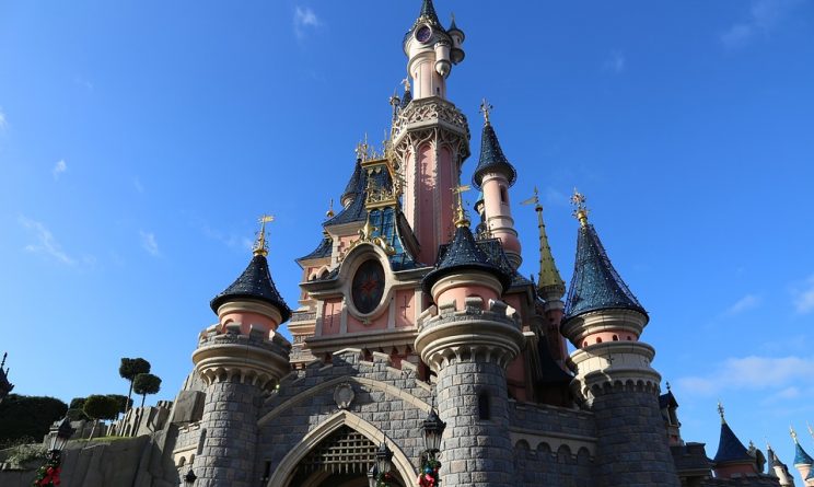 disneyland paris assunzioni