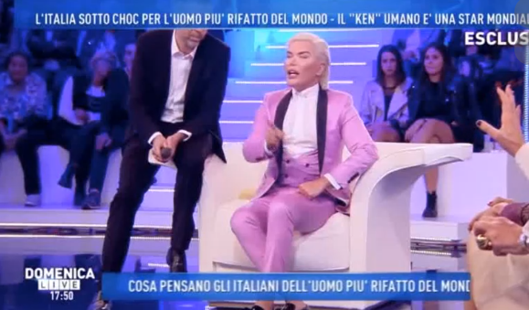Domenica Live: la confessione di Giulia Latini su Luca Onestini Domenica Live: la confessione di Giulia Latini su Luca Onestini