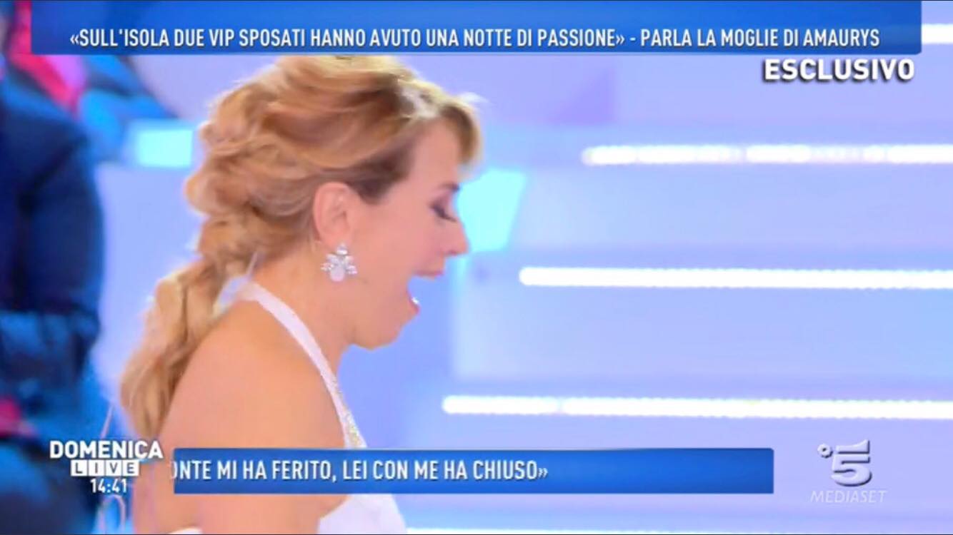 Scontro a Domenica Live tra Cecilia Capriotti e la madre di Marco Ferri: sotto i riflettori, l'amicizia tra Marco e Jonathan
