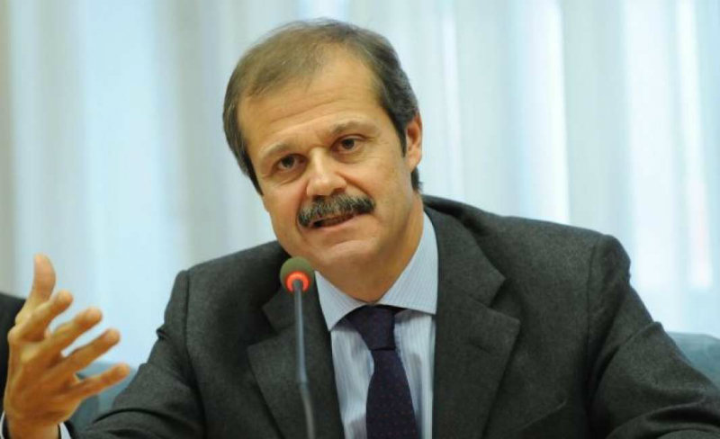 Governo M5S-Lega, alert Barclays e rumor: nel programma anche moneta parallela